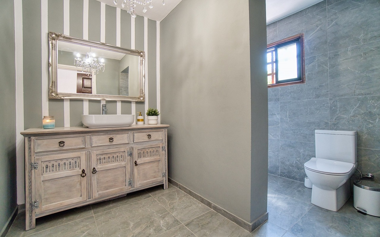 608257 town house for sale in tala orig